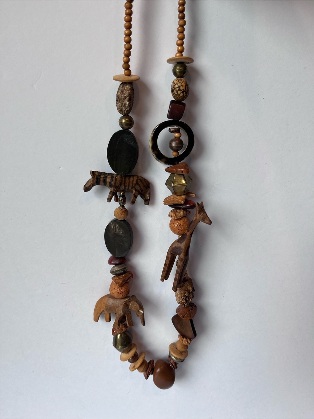 Vintage Wood Hand Carved African Necklace Elephant Giraffe Safari